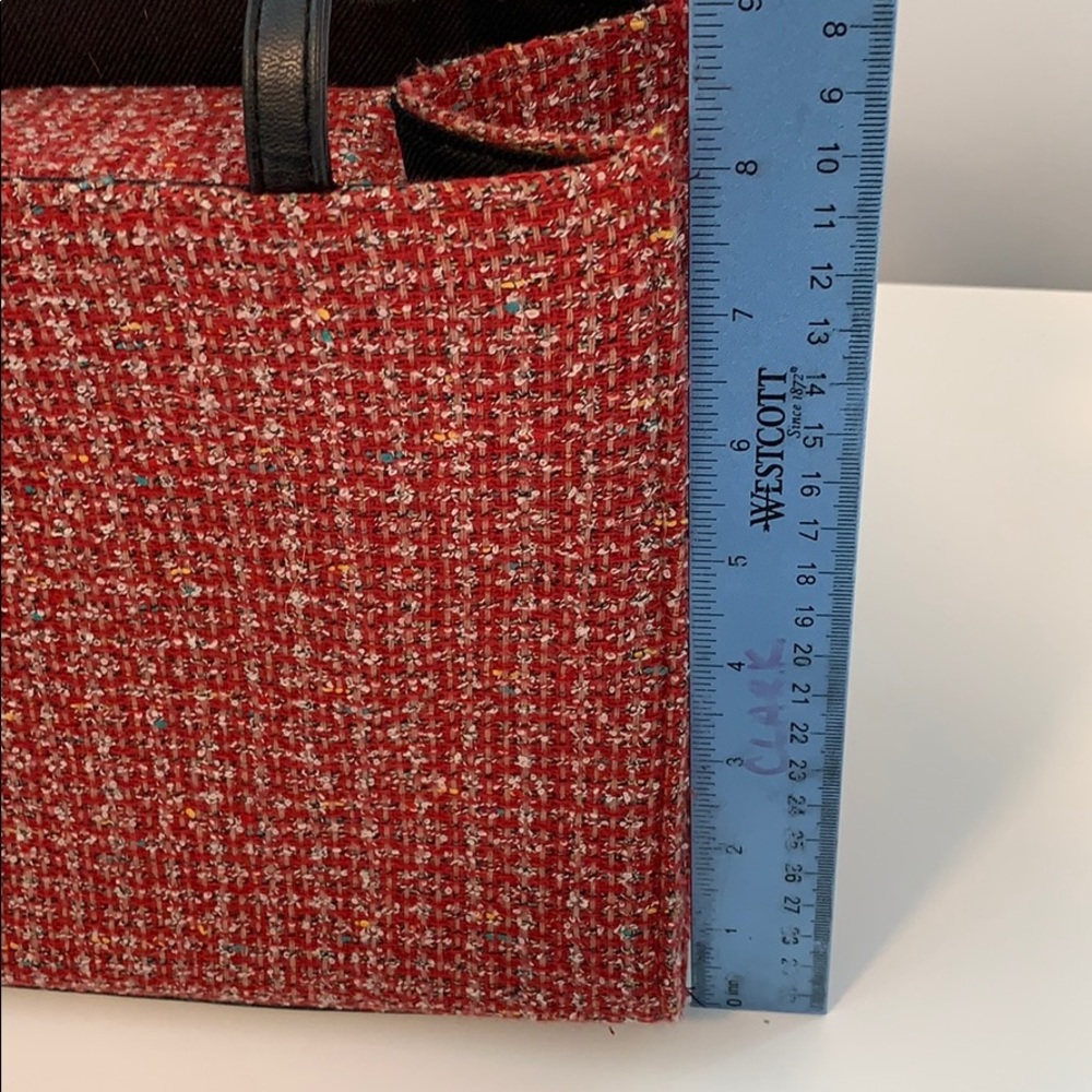 Red Patterned Structured Purse. - image 6